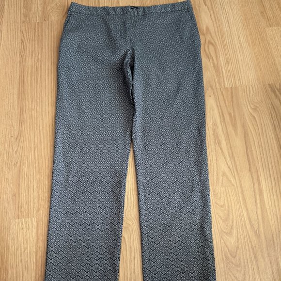 Dress pants - Picture 1 of 2